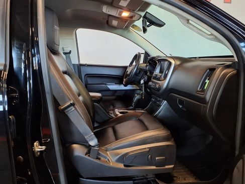 Used 2021 Chevrolet Colorado ZR2 w/ ZR2 Midnight Special Edition AWD/4WD image 12