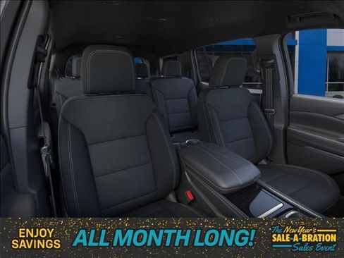 New 2025 Chevrolet Traverse LT w/ LPO, Floor Liner Package image 16