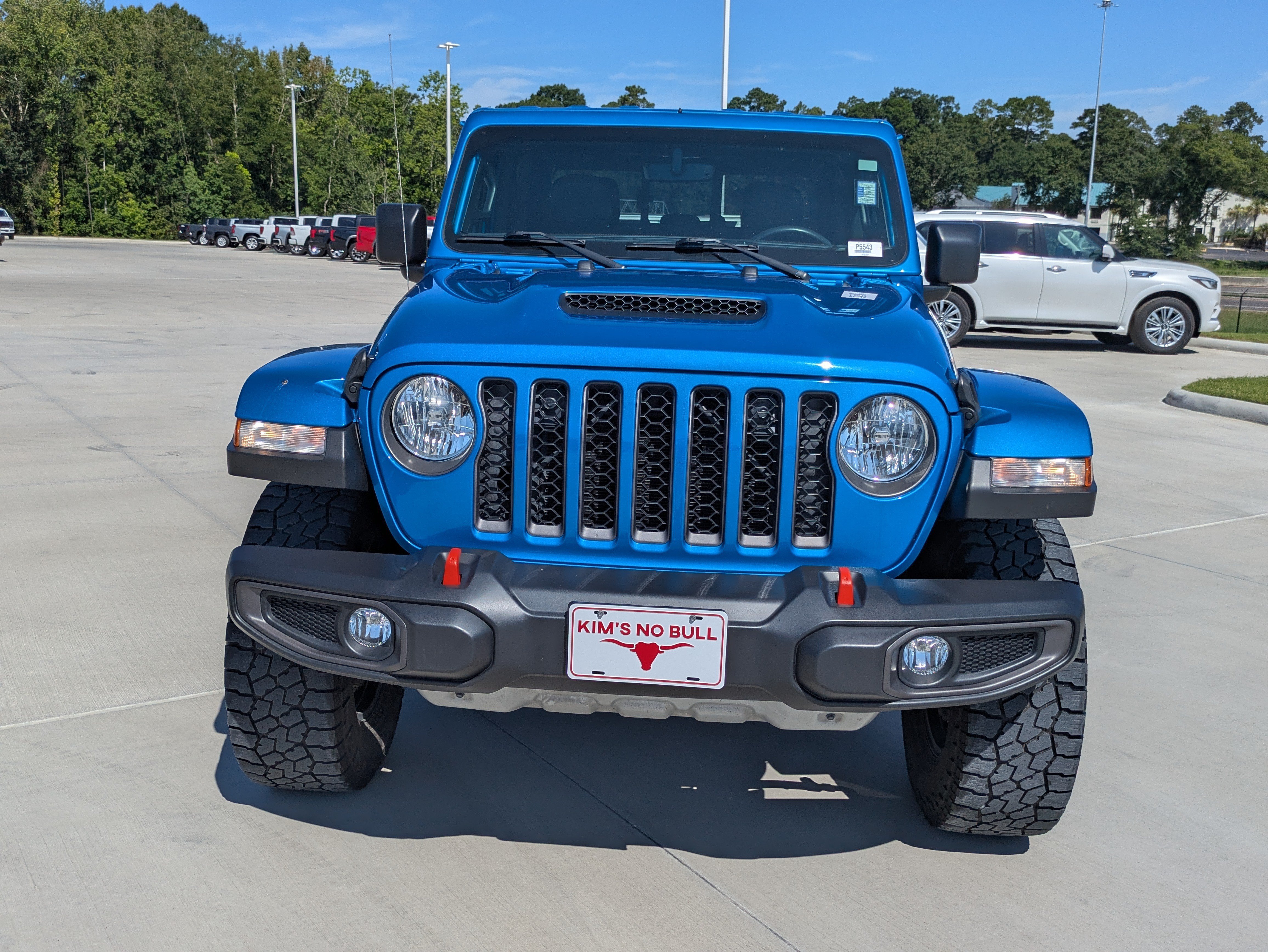 Used 2023 Jeep Gladiator Mojave w/ Trailer Tow Package AWD/4WD image 9