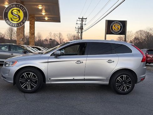 Used 2016 Volvo XC60 T5 Premier image 3