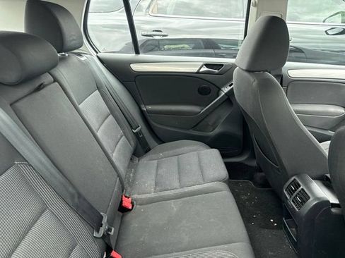 Used 2013 Volkswagen Golf 4-Door FWD image 6