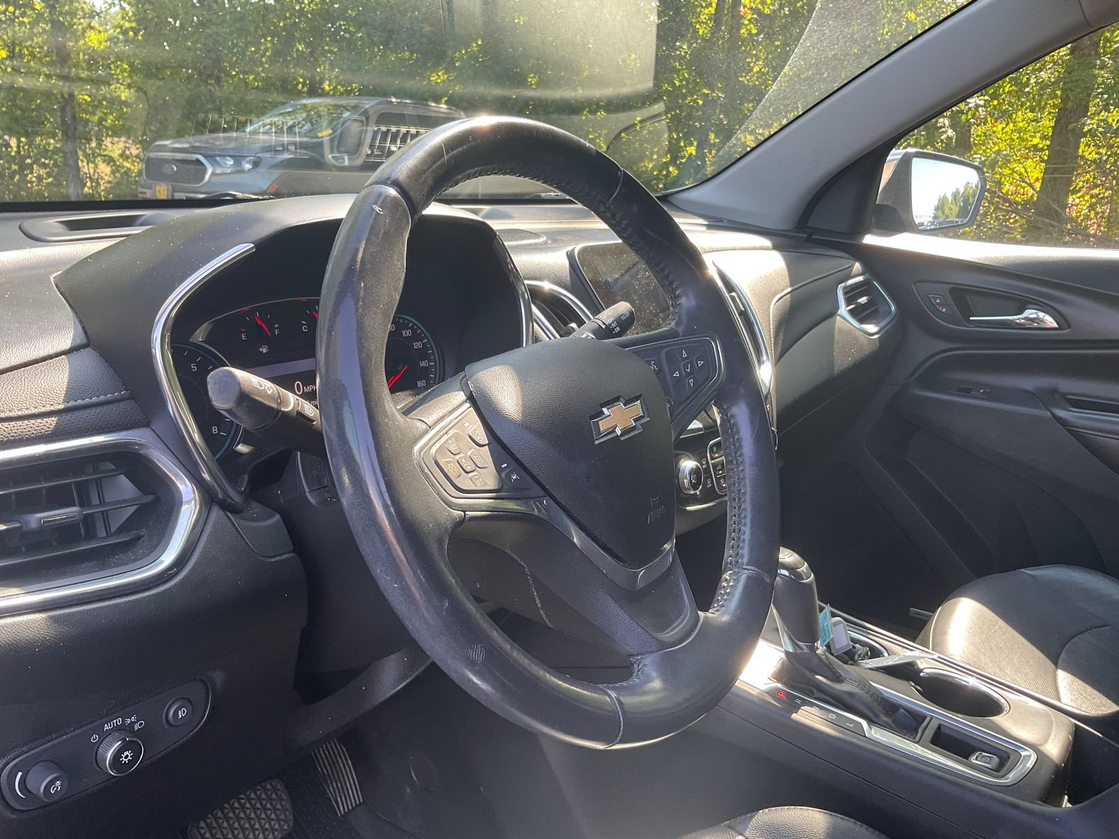 Used 2019 Chevrolet Equinox Premier FWD image 5