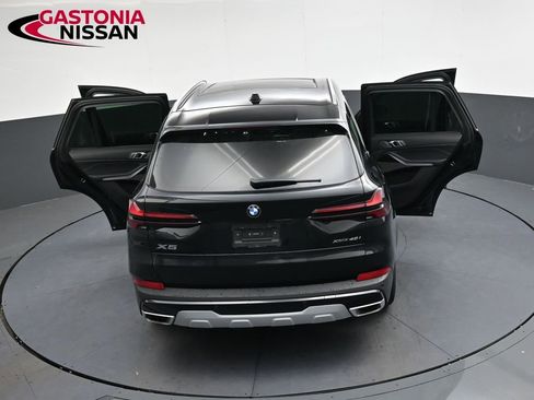Used 2025 BMW X5 xDrive40i image 43