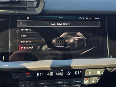 Used 2023 Audi A3 2.0T Premium image 31