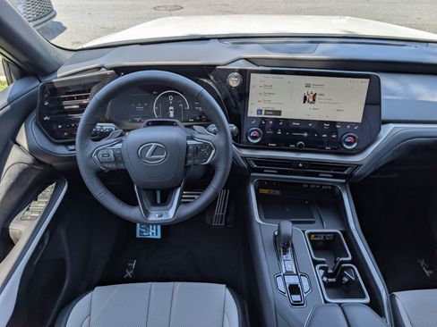 New 2026 Lexus TX 500h AWD w/ Technology Package image 16