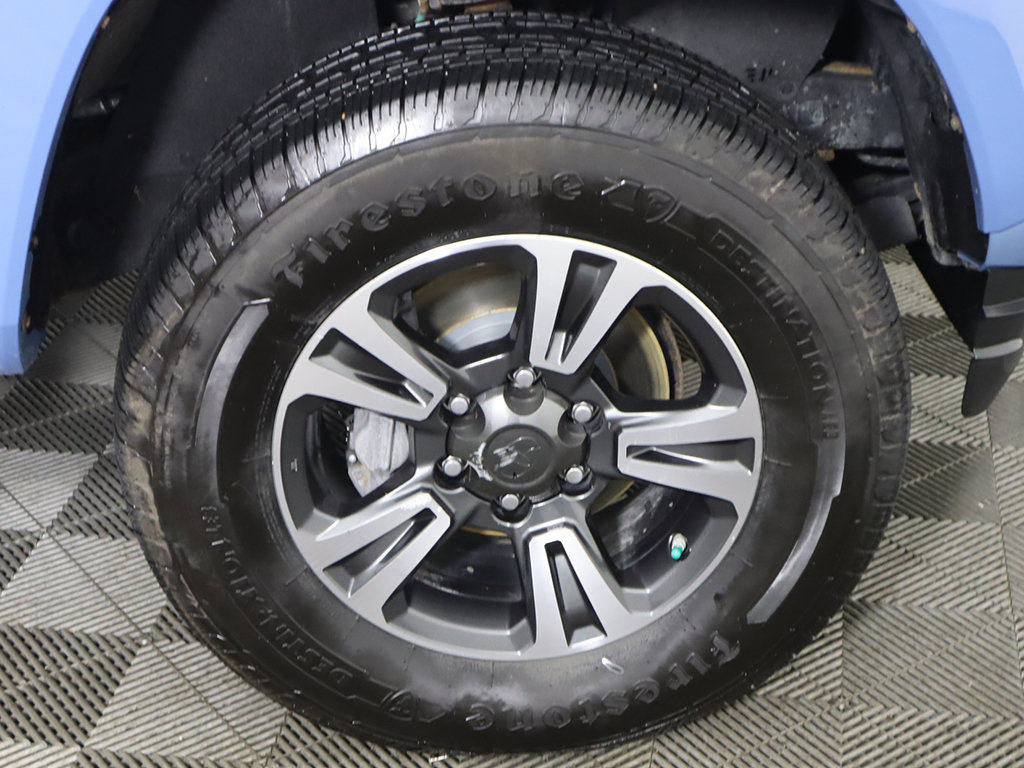 Used 2019 Toyota Tacoma TRD Sport AWD/4WD image 19