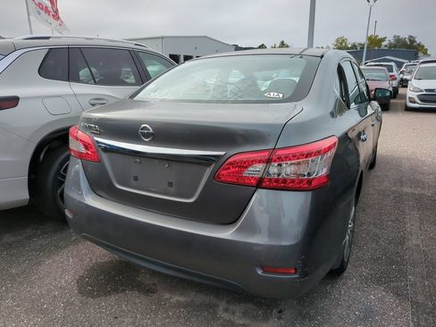 Used 2015 Nissan Sentra S FWD image 5