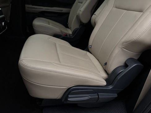 Certified 2023 Ford Expedition Max XLT AWD/4WD image 12