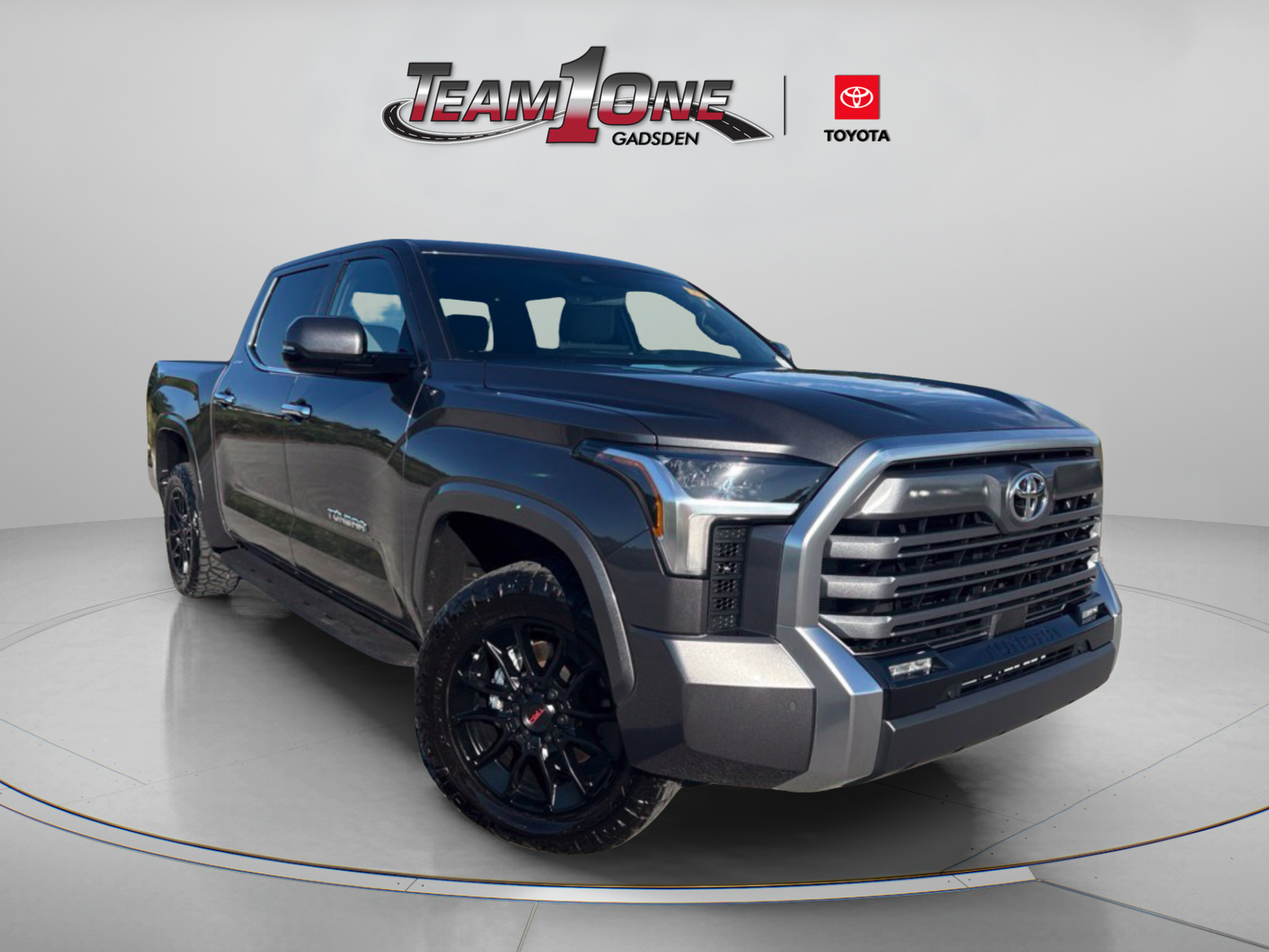 Used 2026 Toyota Tundra Limited AWD/4WD image 1