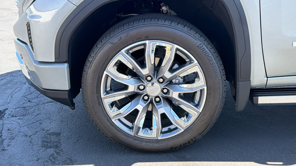 Used 2026 GMC Sierra 1500 Denali AWD/4WD image 9