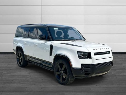 Certified 2023 Land Rover Defender 130 X-Dynamic SE AWD/4WD image 7