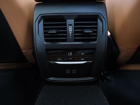 Used 2024 BMW 330i Sedan image 27