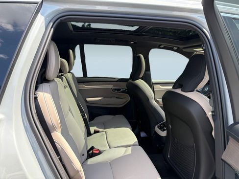 New 2026 Volvo XC90 B6 Plus w/ Protection Package image 26