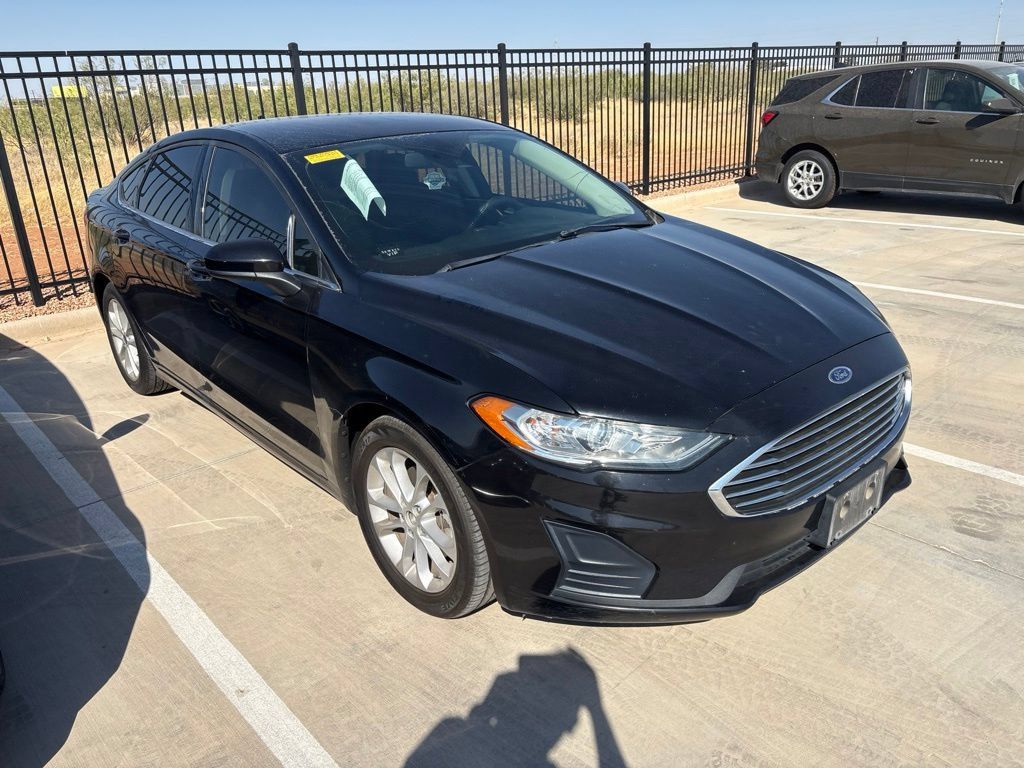 Used 2020 Ford Fusion SE FWD image 11