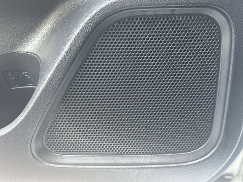 Used 2019 Mitsubishi Outlander SE FWD image 31