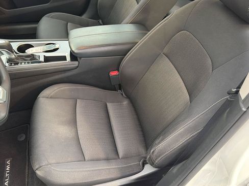 Used 2023 Nissan Altima 2.5 SV FWD image 29