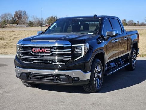 New 2026 GMC Sierra 1500 SLT w/ SLT Premium Package image 2