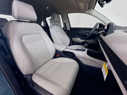 New 2026 Honda HR-V LX image 25