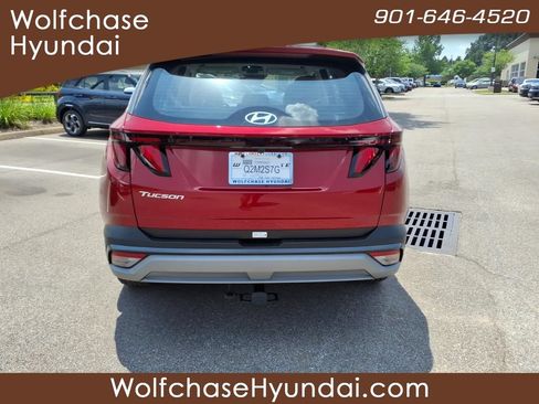 Certified 2026 Hyundai Tucson SE FWD image 4