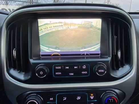 Used 2018 GMC Canyon SLE image 26