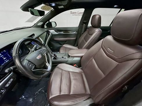 Used 2022 Cadillac XT6 Premium Luxury w/ Technology Package image 23