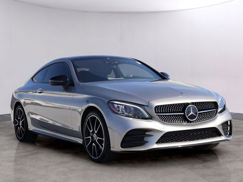 Used 2019 Mercedes-Benz C 300 4MATIC Coupe image 3