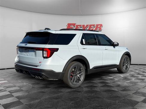 New 2026 Ford Explorer ST image 5
