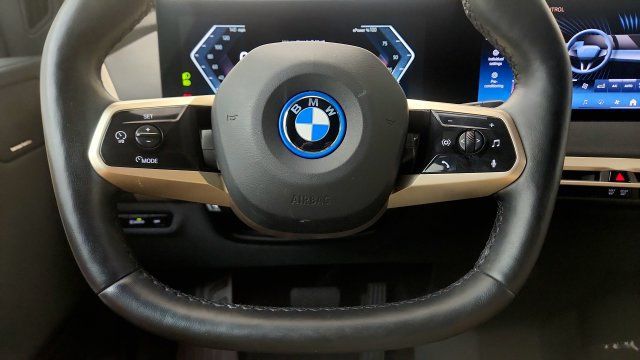 Used 2024 BMW iX xDrive50 w/ Premium Package AWD/4WD image 58