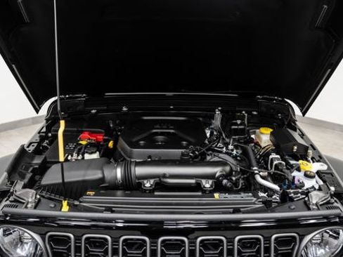 Used 2026 Jeep Wrangler Unlimited Sport image 38