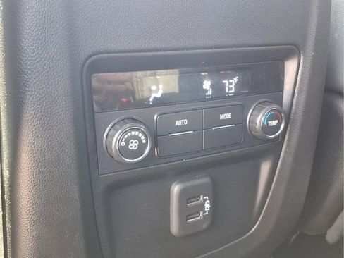 Used 2024 Buick Enclave Essence w/ Experience Buick Package image 24