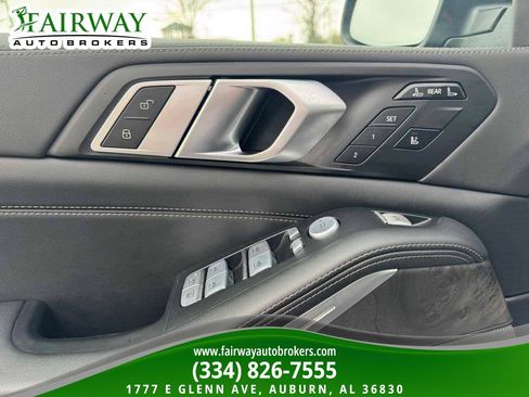 Used 2025 BMW X7 xDrive40i image 16