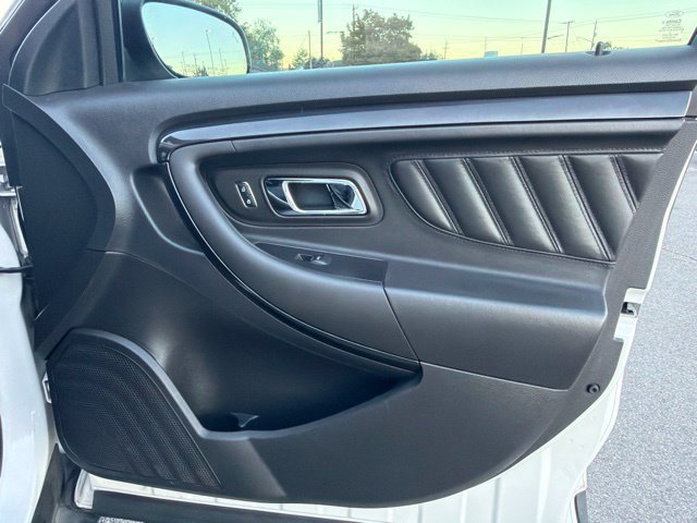 Used 2017 Ford Taurus SHO w/ Sho Performance Package AWD/4WD image 9