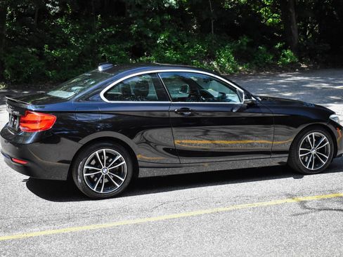 Used 2019 BMW 230i xDrive Coupe w/ Premium Package AWD/4WD image 8
