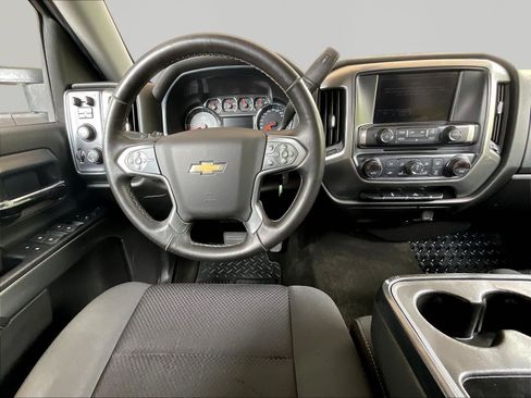 Used 2018 Chevrolet Silverado 1500 LT w/ All Star Edition AWD/4WD image 9