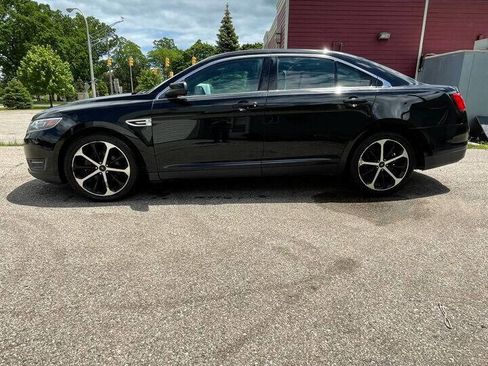 Used 2016 Ford Taurus SEL w/ Equipment Group 201A image 8