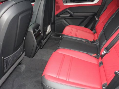 New 2026 Porsche Cayenne AWD/4WD image 24