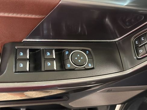 Used 2023 Ford F150 Lariat AWD/4WD image 17