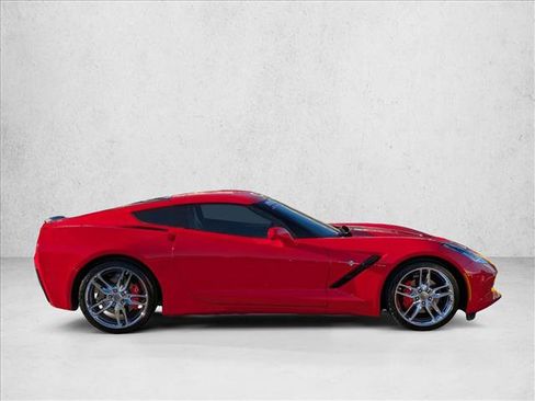 Used 2018 Chevrolet Corvette Stingray Coupe w/ 1LT image 4
