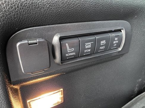 Used 2018 Ford Explorer Sport w/ Equipment Group 401A image 40