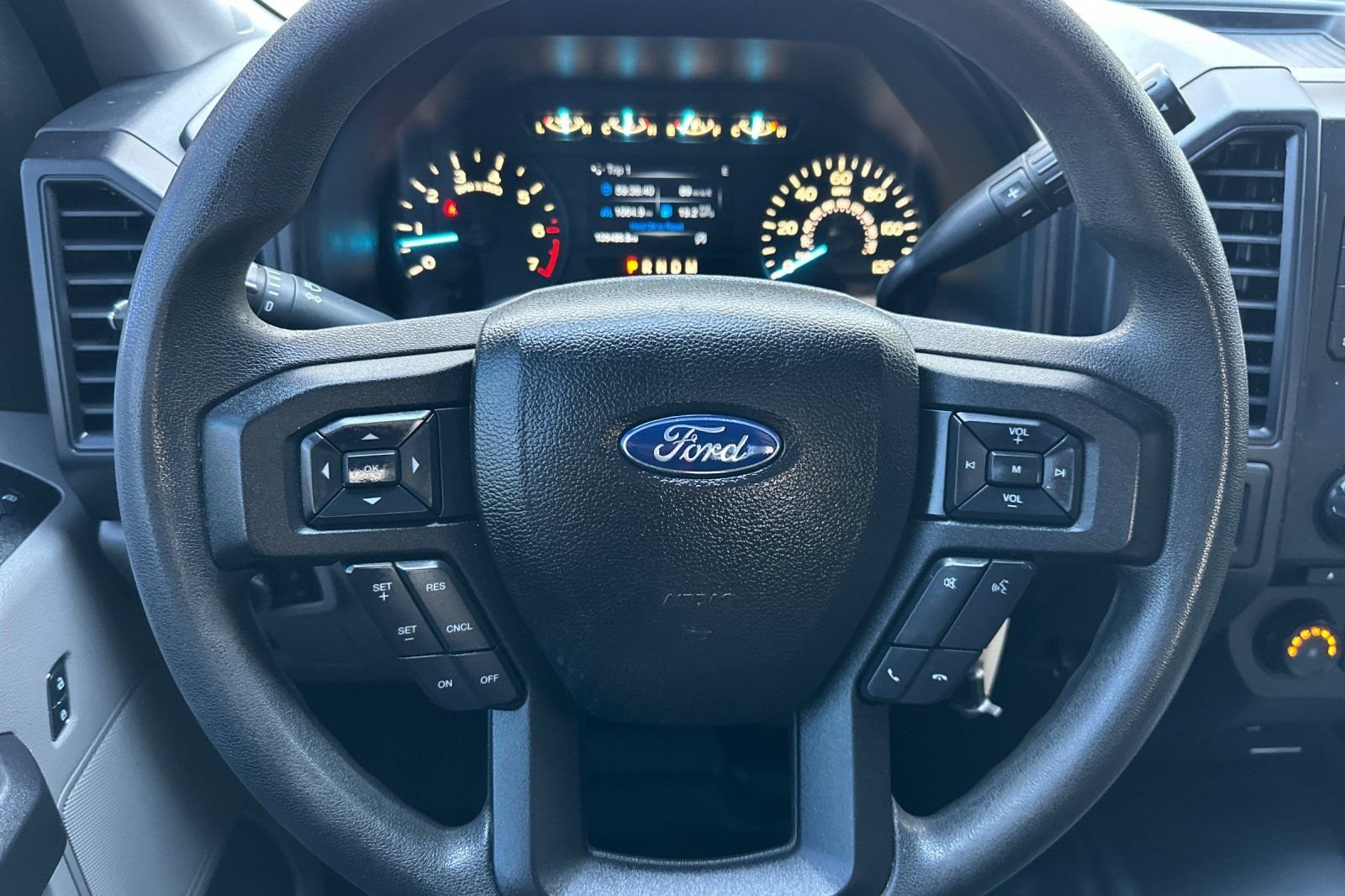 Used 2018 Ford F150 XL w/ Equipment Group 101A Mid AWD/4WD image 23