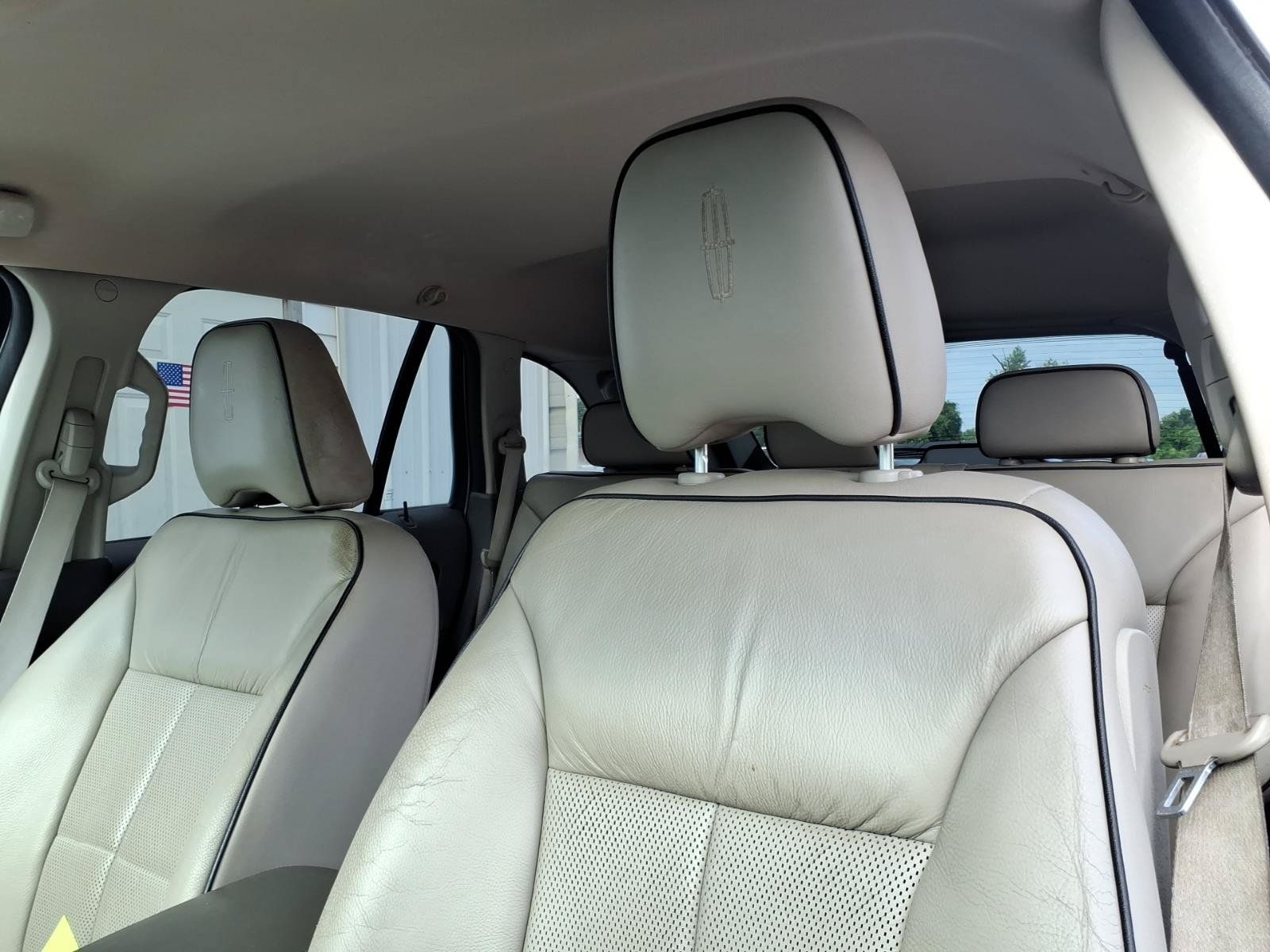 Used 2009 Lincoln MKX AWD image 7