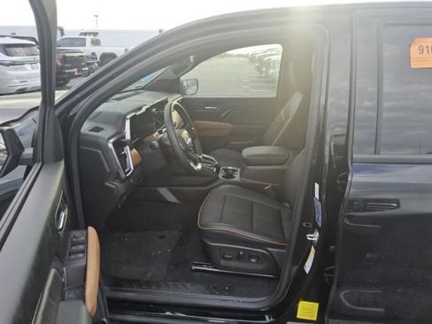 Used 2026 GMC Canyon AT4 AWD/4WD image 7