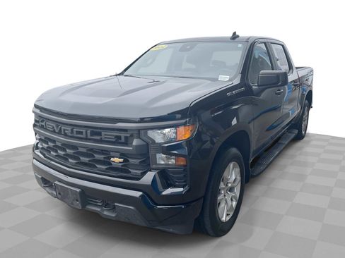 Certified 2022 Chevrolet Silverado 1500 Custom image 1