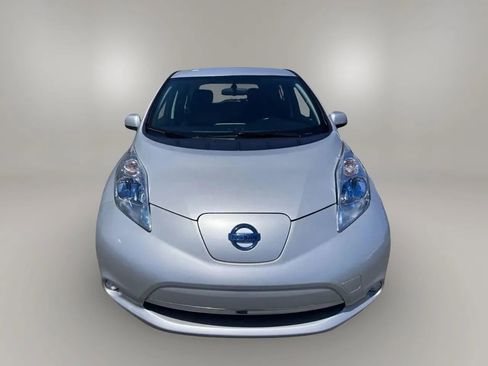 Used 2014 Nissan Leaf S FWD image 2