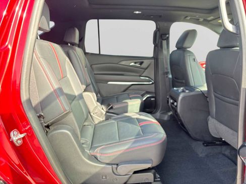 Certified 2024 Chevrolet Traverse RS image 28