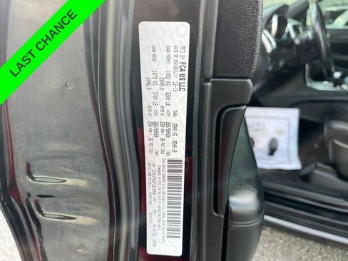 Used 2015 Jeep Grand Cherokee Altitude AWD/4WD image 12