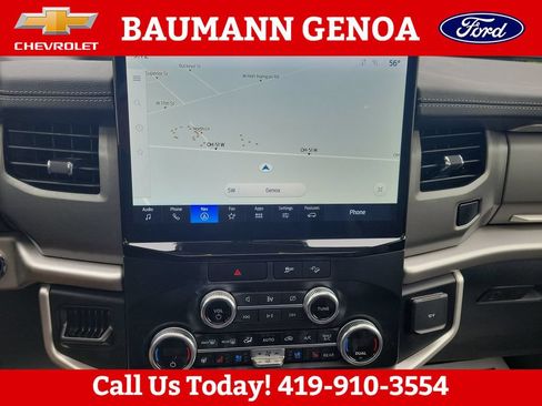 Used 2023 Ford Expedition XLT AWD/4WD image 18
