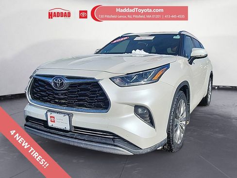 Certified 2020 Toyota Highlander Platinum image 1