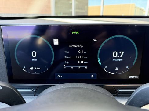 Used 2024 Hyundai Kona Limited FWD image 17