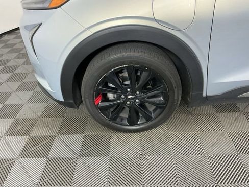 Used 2023 Chevrolet Bolt EUV Premier w/ Sun & Sound Package image 9